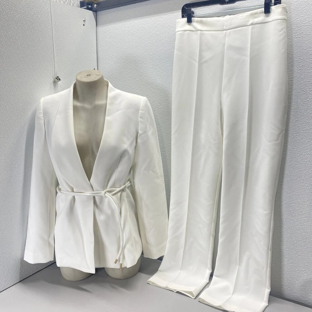 NEW CARLA RUIZ Women's 2-Piece Set Size 8 – White Tie Jacket & Trouser Suit